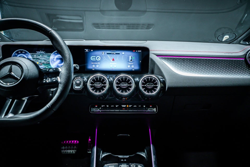 Mercedes EQA250+ AMG Premium 5d