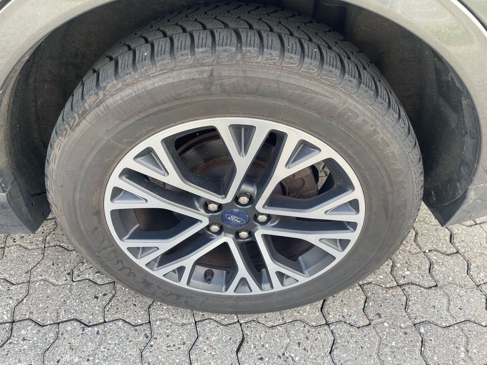 Ford Kuga 2,5 PHEV ST-Line X CVT 5d