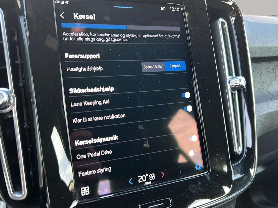 Volvo XC40 P6 ReCharge Core 5d