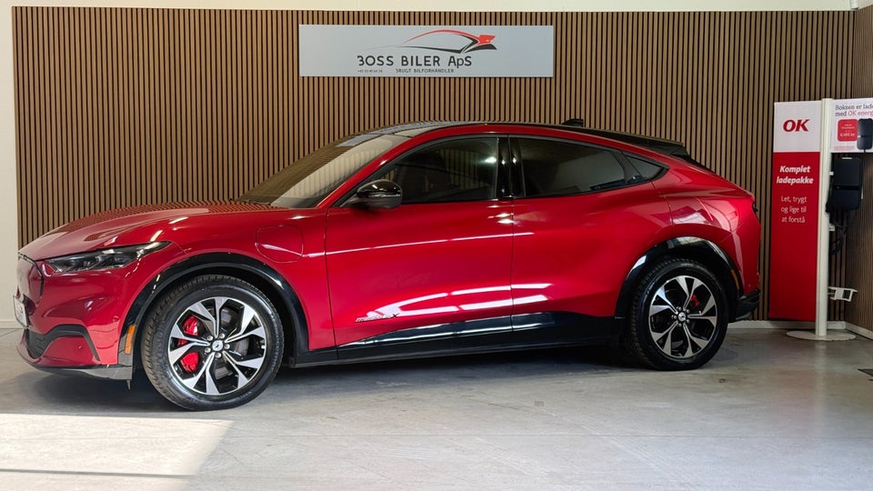 Ford Mustang Mach-E 91 Premium Extended Range AWD 5d