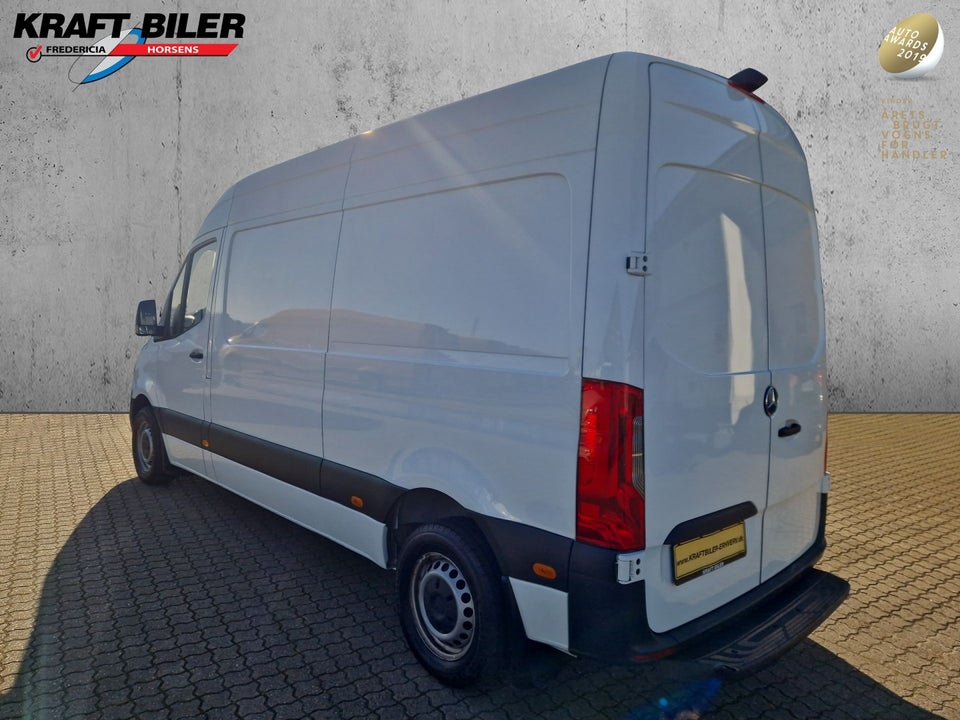 Mercedes Sprinter 214 2,2 CDi A2 Kassevogn aut. FWD