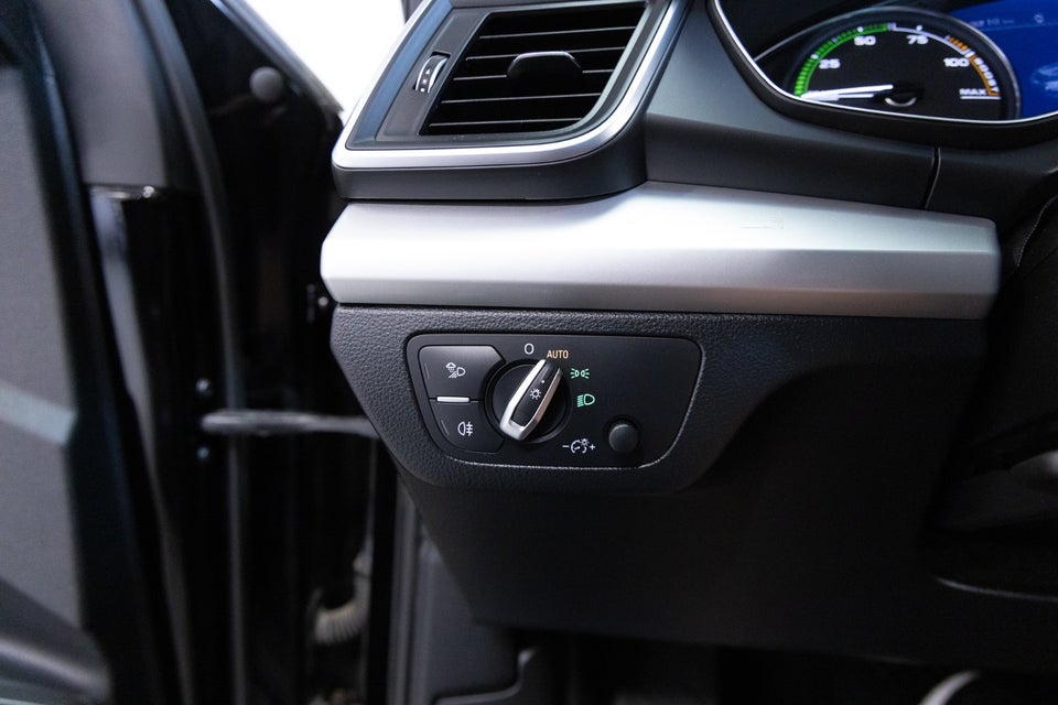 Audi Q5 50 TFSi e Prestige quattro S-tr. 5d