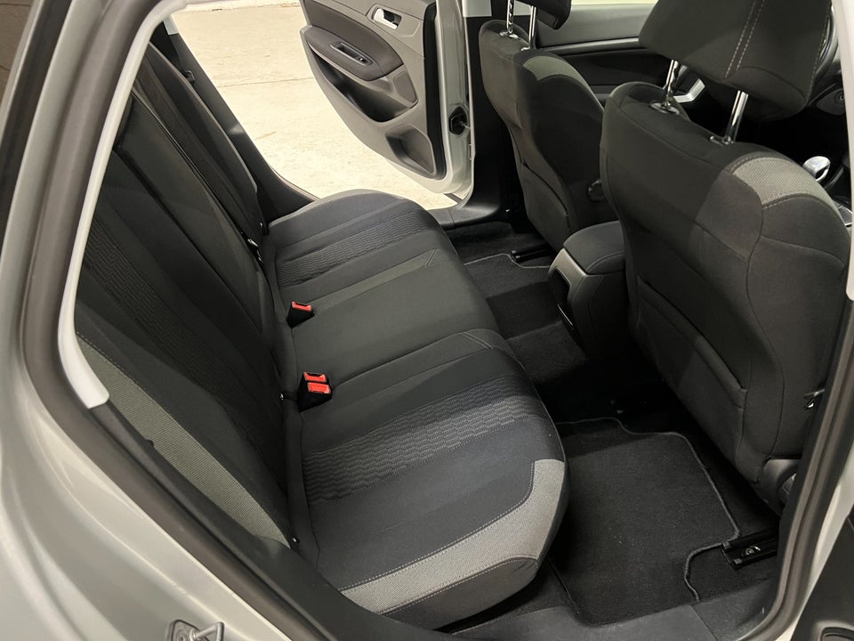 Peugeot 308 1,6 BlueHDi 120 Style Sky SW 5d