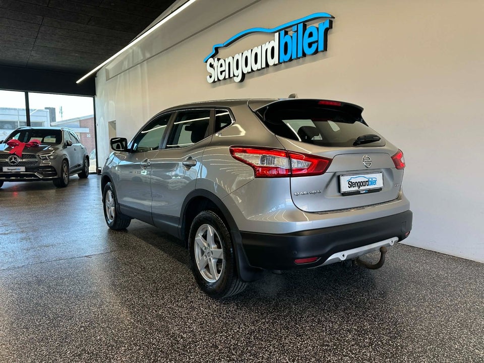 Nissan Qashqai 1,2 Dig-T 115 Acenta 5d