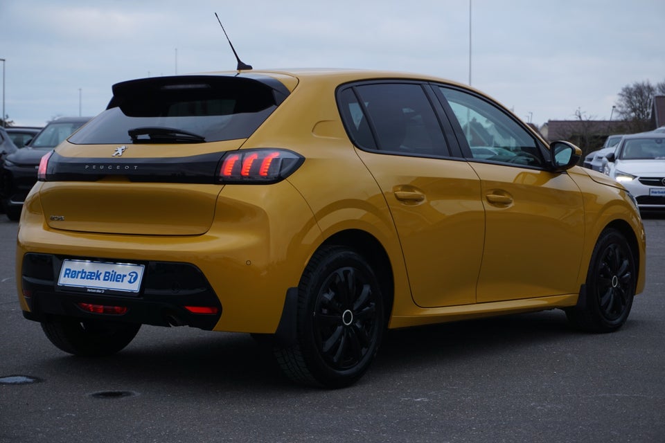 Peugeot 208 1,2 PureTech 100 Allure 5d