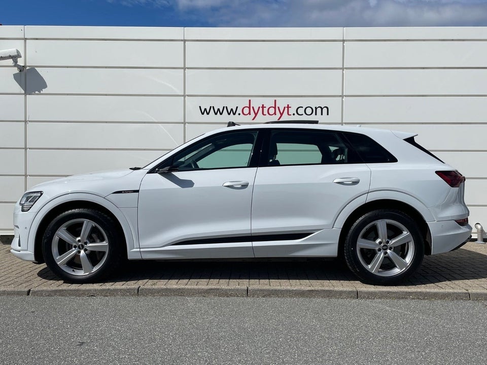 Audi e-tron 55 S-line quattro 5d