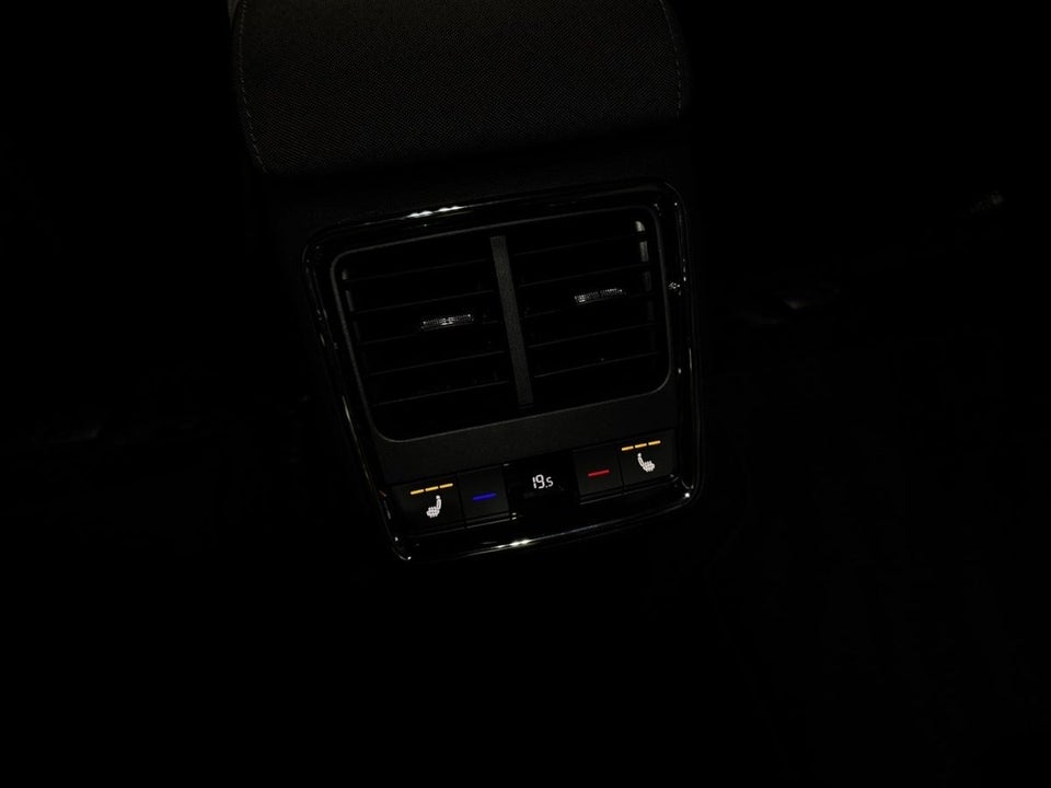 Skoda Enyaq 80 iV Loft 5d