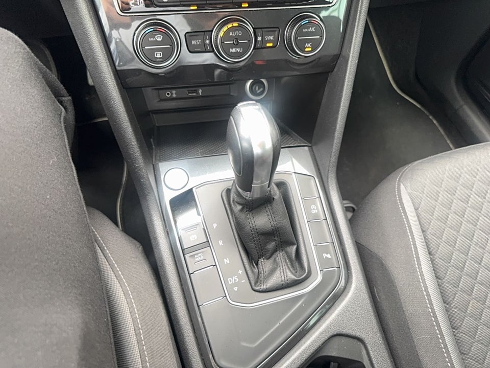 VW Tiguan 2,0 TDi 150 Comfortline + DSG 5d