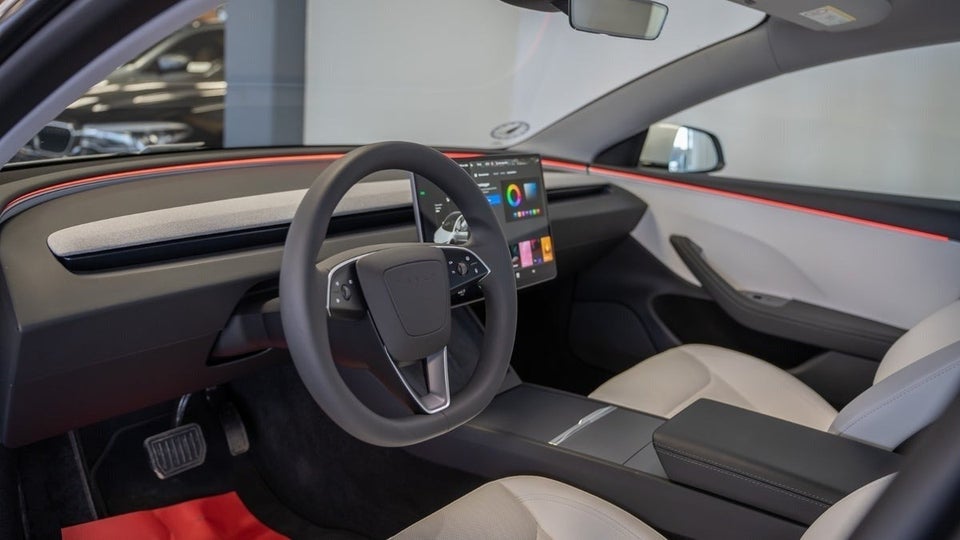 Tesla Model 3 RWD 4d