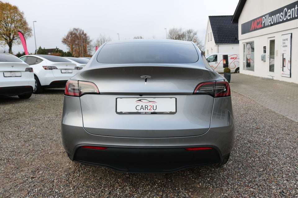 Tesla Model Y RWD 5d