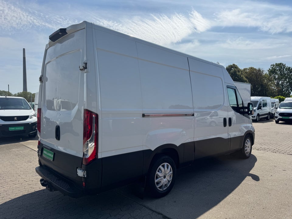 Iveco Daily 3,0 35S17 12m³ Van AG8