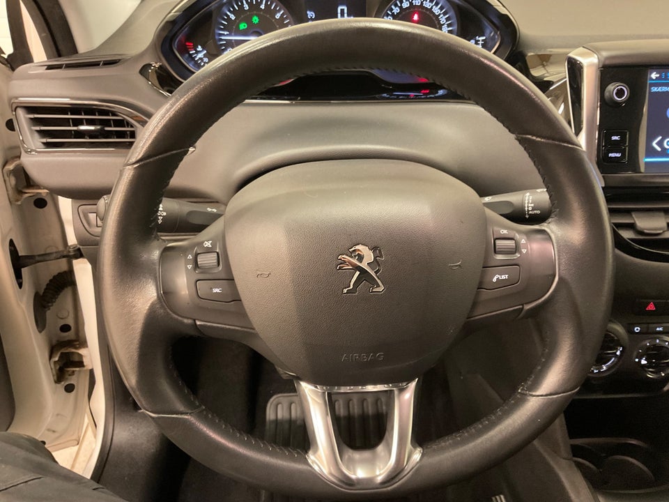 Peugeot 208 1,2 VTi 82 Active 5d