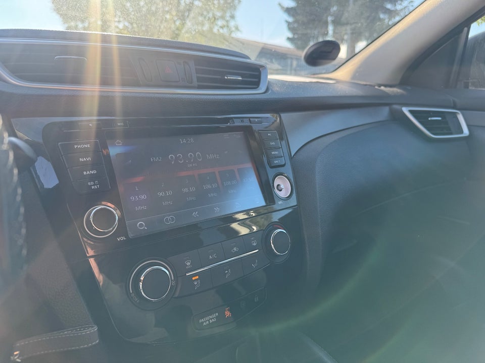 Nissan Qashqai 1,2 Dig-T 115 Acenta 5d