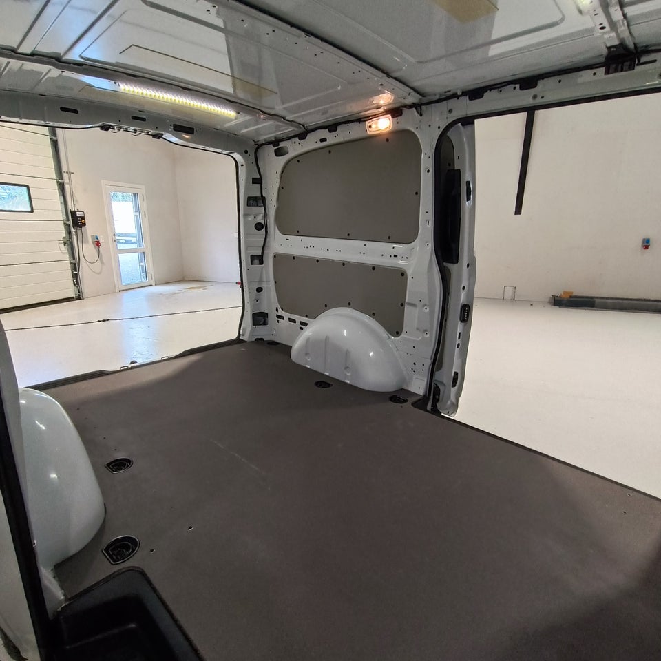 Mercedes Vito 114 2,0 CDi Kassevogn aut. L RWD