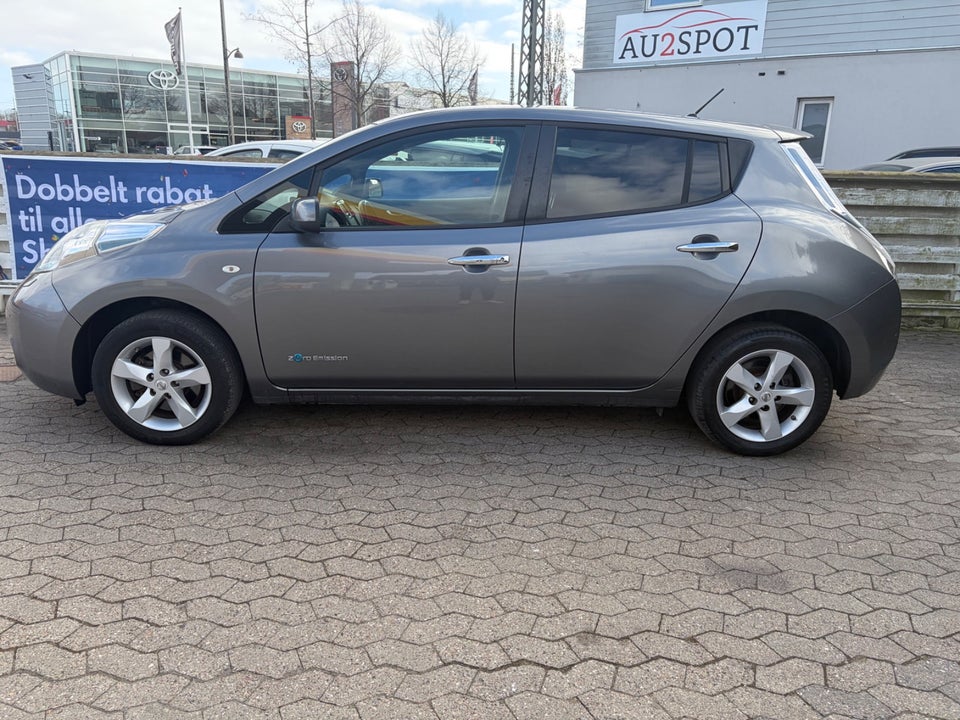 Nissan Leaf 24 Visia 5d