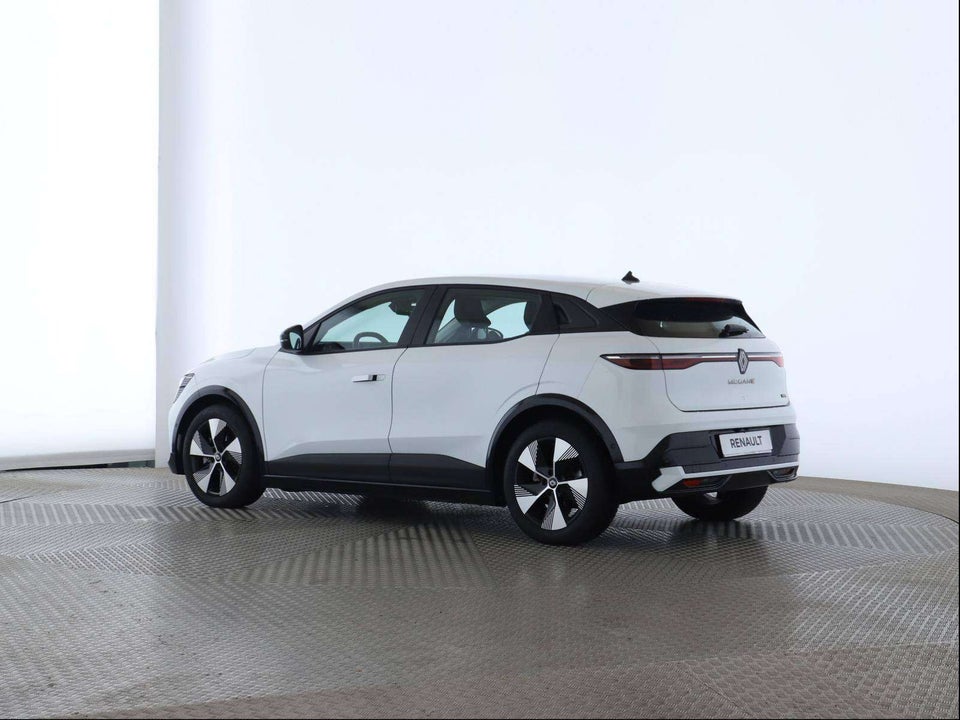 Renault Megane E-Tech 60 Equilibre 5d