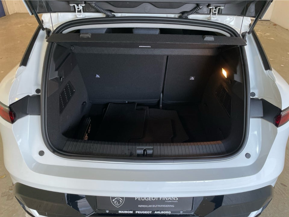 Renault Megane E-Tech 40 Equilibre 5d