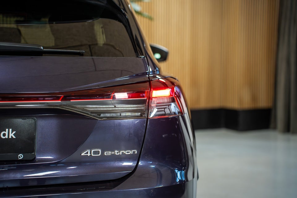 Audi Q4 e-tron 40 S-line 5d