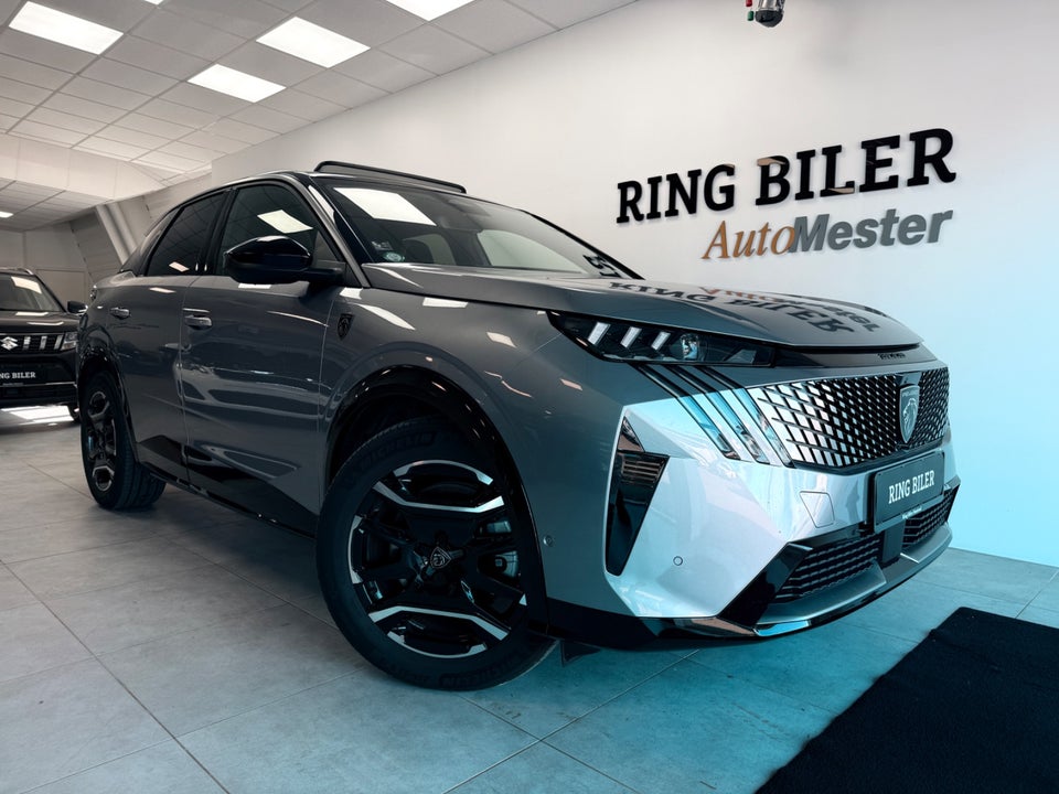 Peugeot e-3008 77 GT Pack 5d