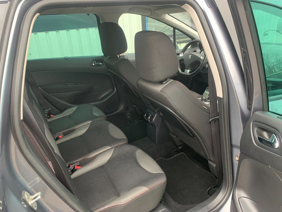 Peugeot 308 1,6 THP 156 Sportium SW 5d