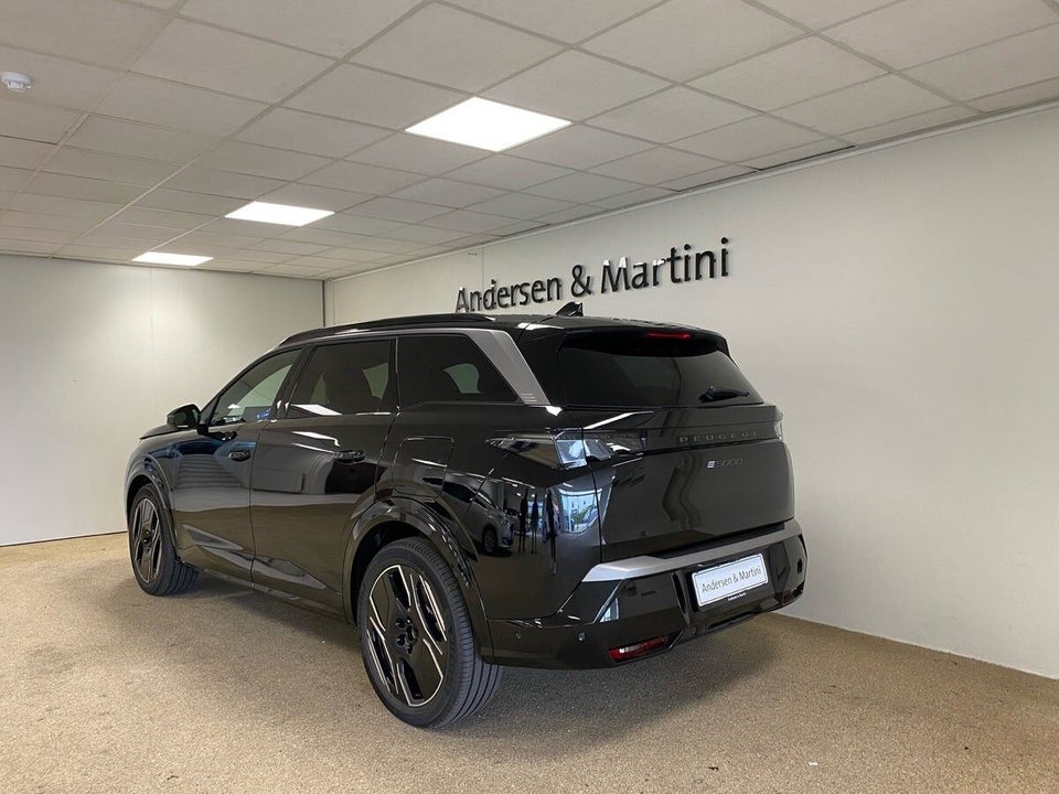 Peugeot e-5008 77 GT Pack 7prs 5d