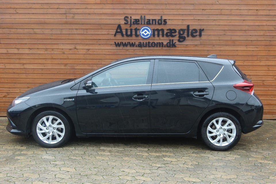 Toyota Auris 1,8 Hybrid H2 Comfort CVT 5d