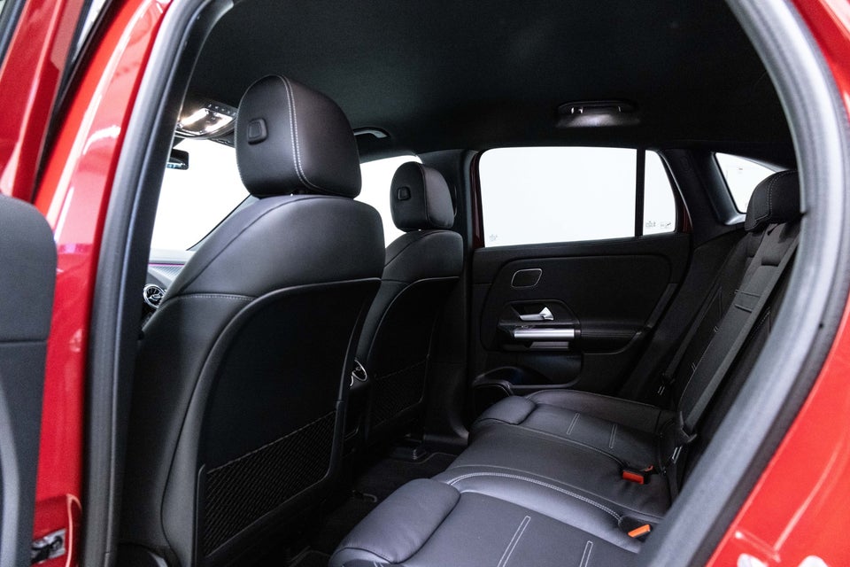 Mercedes EQA350 AMG Premium 4Matic 5d