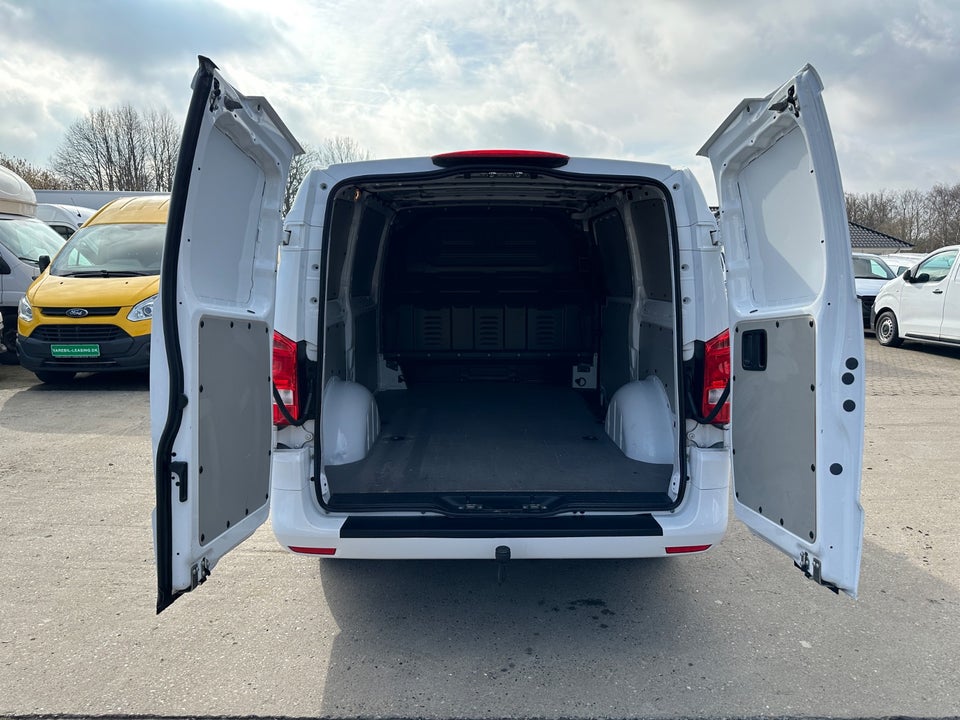 Mercedes Vito 114 2,0 CDi Kassevogn aut. L RWD
