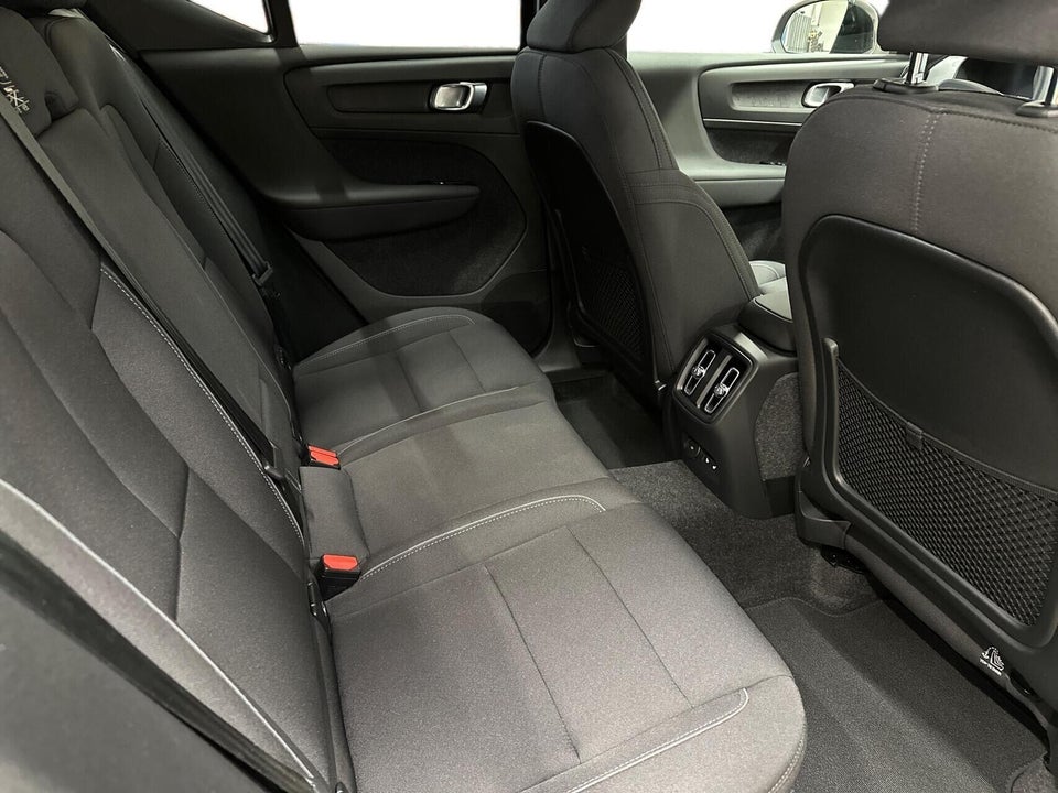 Volvo EX40 Extended Range Core 5d