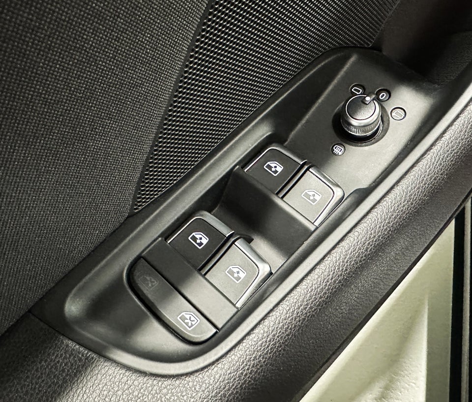 Audi A3 40 TFSi Sport Limited Sportback S-tr. 5d