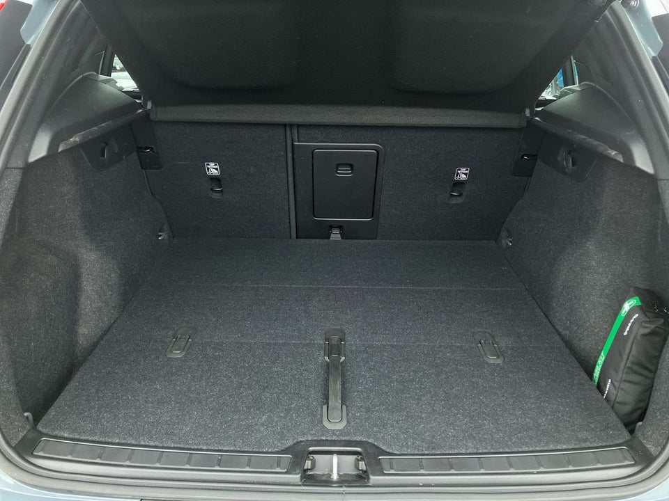 Volvo XC40 P6 ReCharge Plus 5d