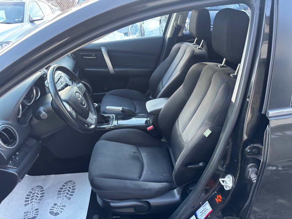 Mazda 6 2,0 DE Advance stc. 5d