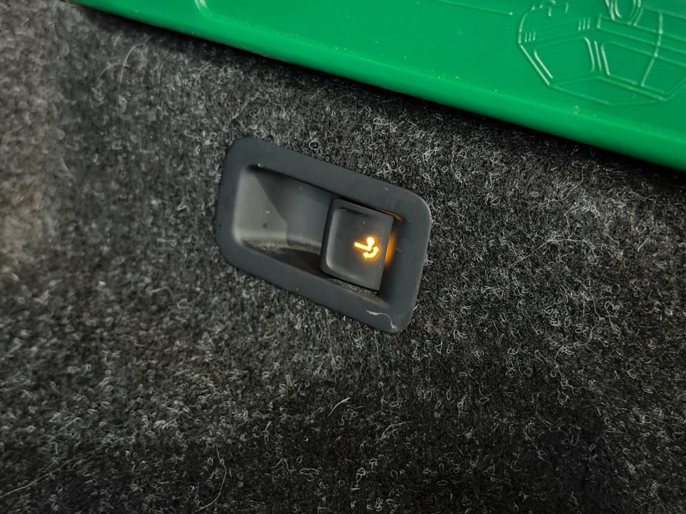 Skoda Enyaq 80 iV Plus Loft 5d