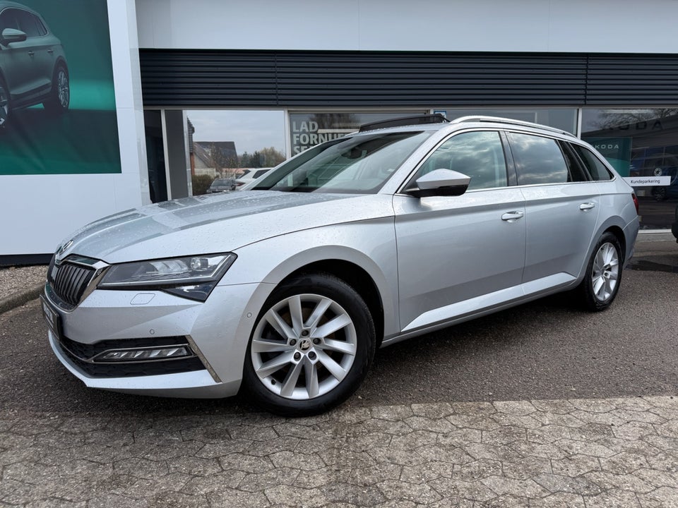 Skoda Superb 1,4 TSi iV Business Executive Combi DSG 5d