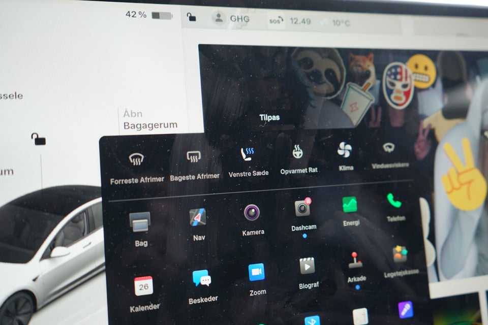 Tesla Model 3 Long Range AWD 4d