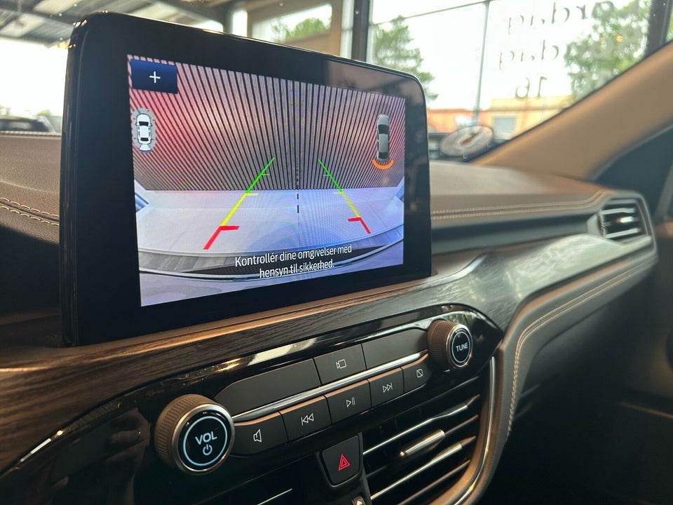 Ford Kuga 2,5 PHEV Vignale CVT 5d