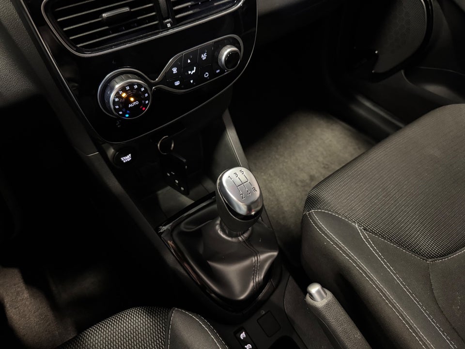 Renault Clio IV 1,5 dCi 90 Limited Sport Tourer 5d