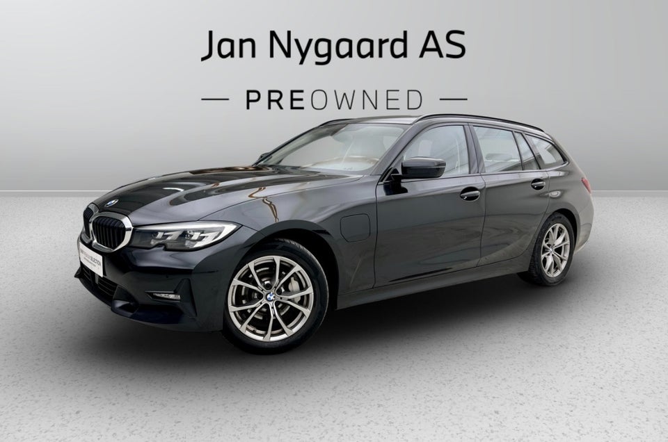 BMW 330e 2,0 Touring Sport Line aut. 5d