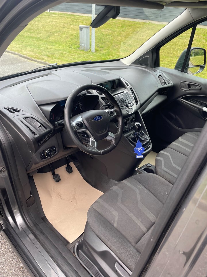Ford Transit Connect 1,6 TDCi 75 Ambiente kort 5d