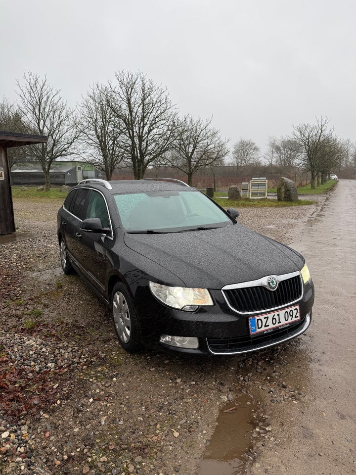 Skoda Superb 1,6 TDi 105 Active Combi GreenLine 5d