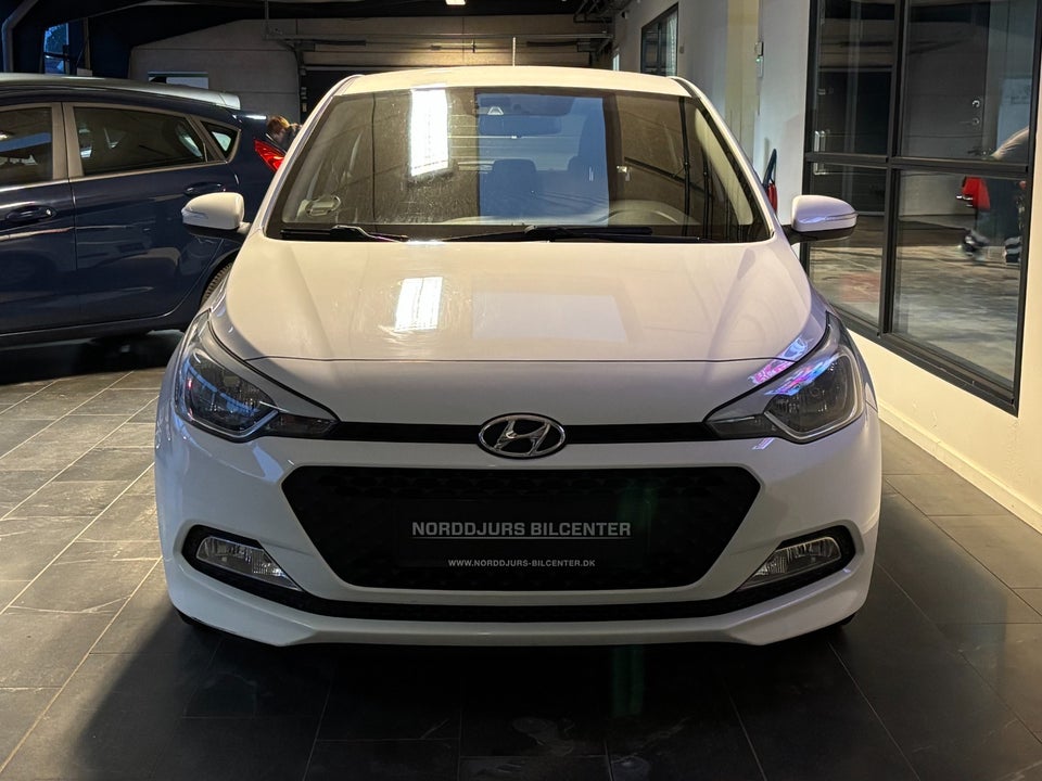 Hyundai i20 1,25 Vision 5d