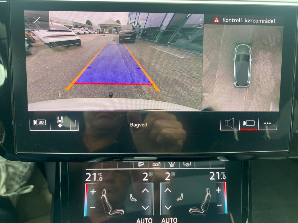 Audi e-tron 55 Advanced quattro 5d