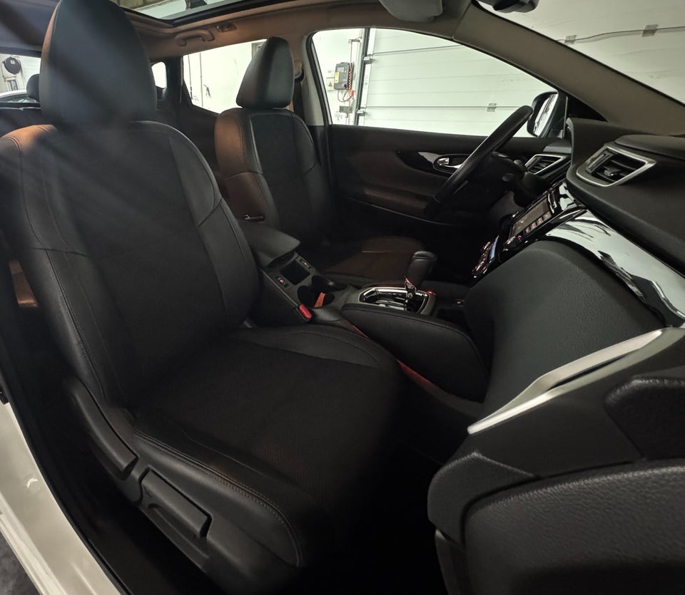 Nissan Qashqai 1,6 dCi 130 Tekna X-tr. 5d