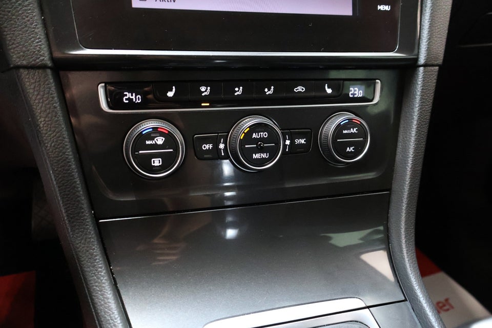 VW Golf VII 1,6 TDi 115 Comfortline Variant DSG 5d