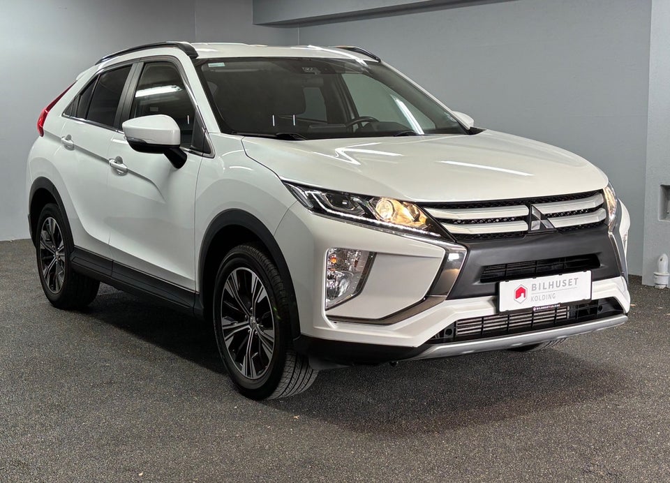 Mitsubishi Eclipse Cross 1,5 T 163 Invite+ 5d