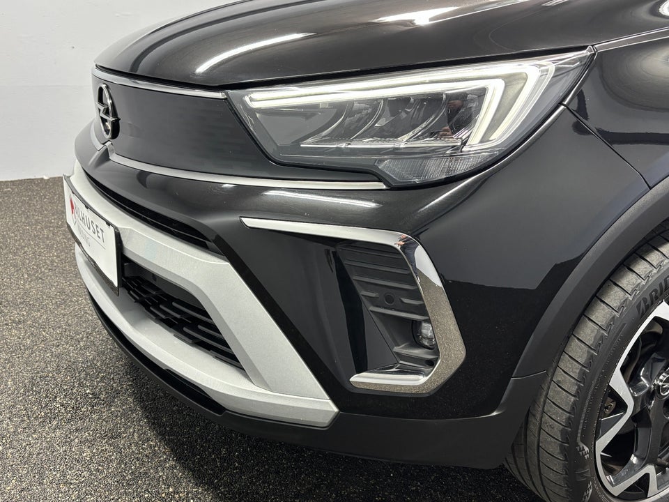 Opel Crossland 1,2 T 110 Sport 5d