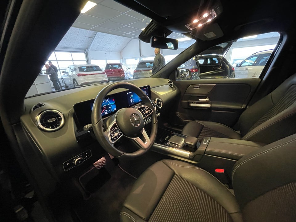 Mercedes GLA200 1,3 Progressive Line aut. 5d