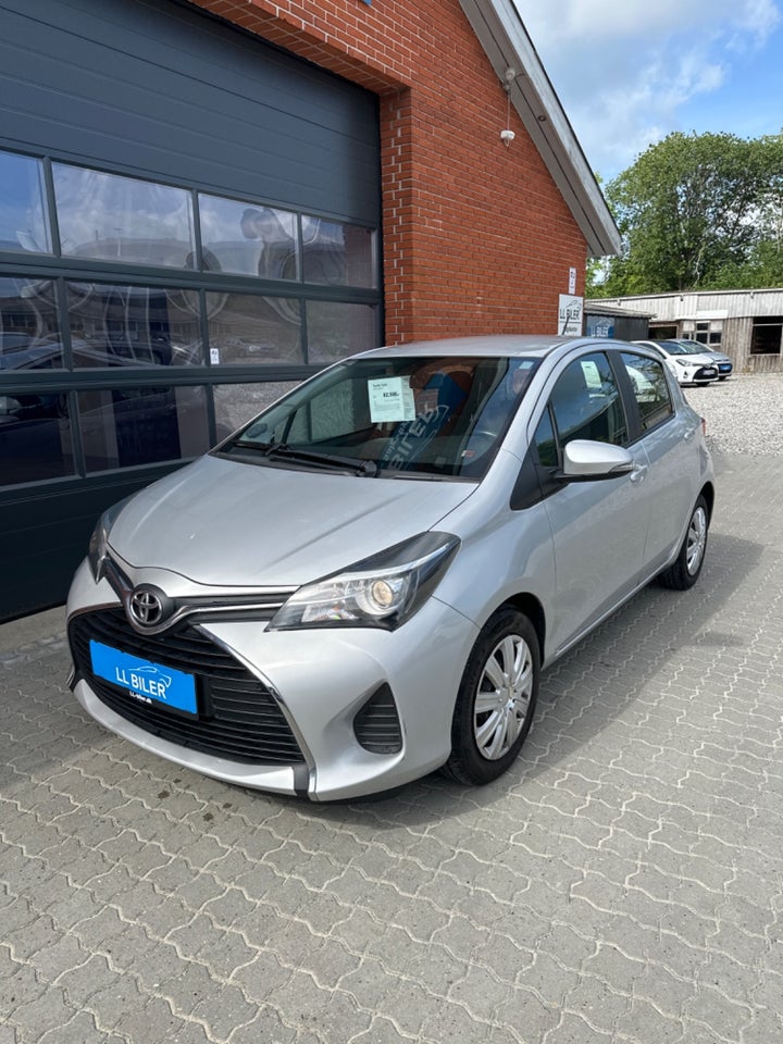 Toyota Yaris 1,0 VVT-i T2 Komfort 5d