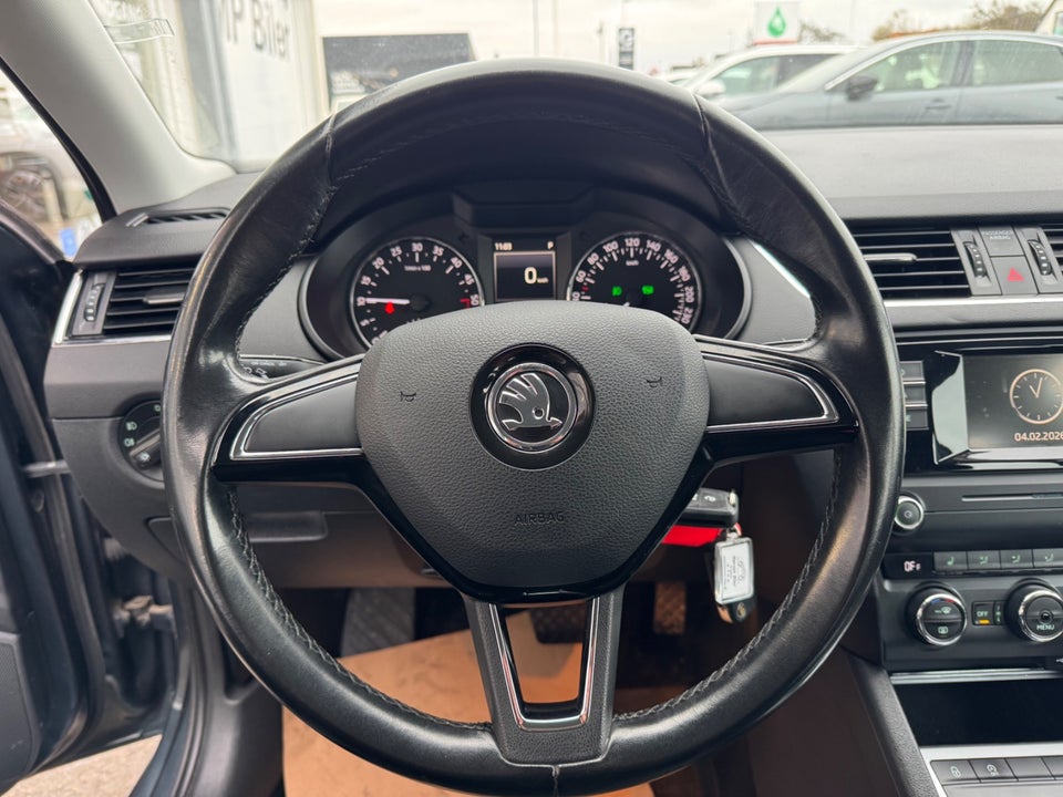 Skoda Octavia 1,6 TDi 110 Style Combi DSG 5d