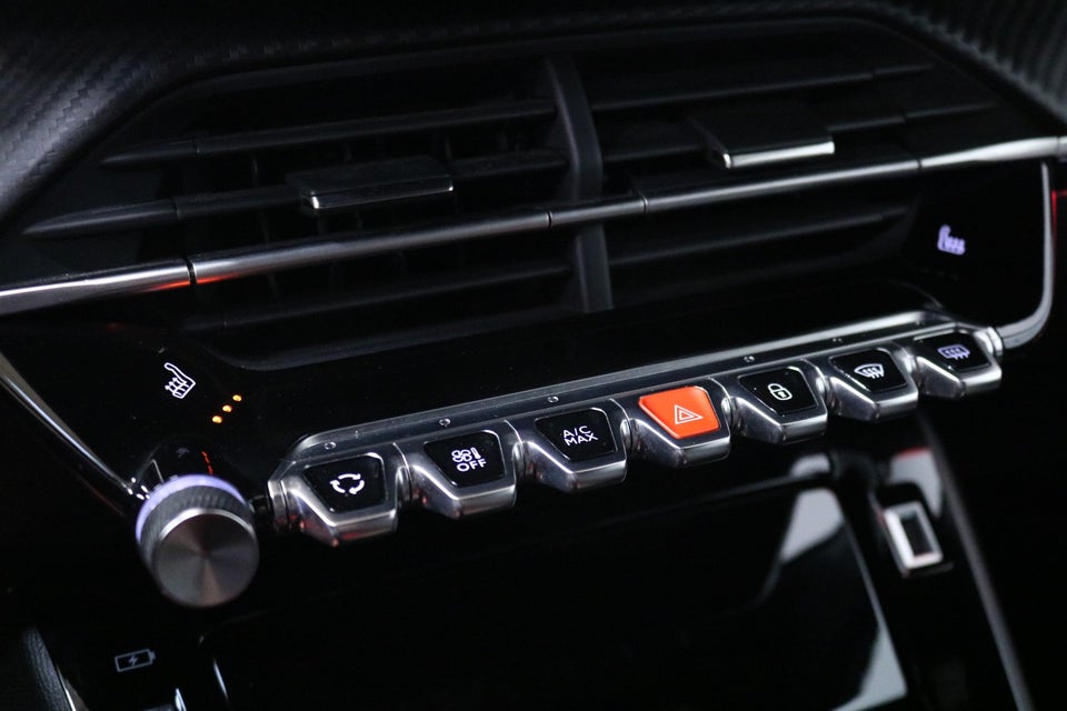 Peugeot e-2008 50 GT 5d